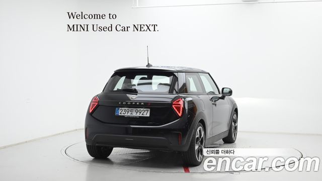 Mini Cooper Favoured — пробег 71 км — фото 2 из 5