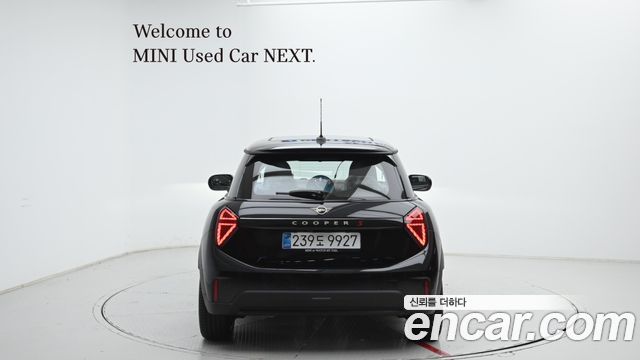 Mini Cooper Favoured — пробег 71 км — фото 4 из 5