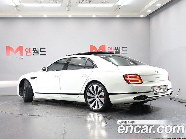 Bentley Flying Spur 4.0 — пробег 38 385 км — фото 4 из 5