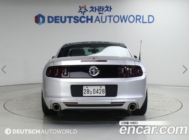 Ford Mustang Coupe — пробег 92 278 км — фото 4 из 5
