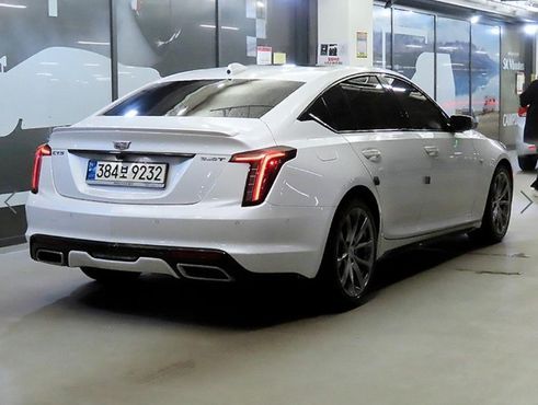 Cadillac CT5 2.0 Sport — пробег 100 646 км — фото 4 из 5