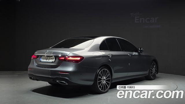 Mercedes-Benz E-Class E350 4MATIC AMG Line — пробег 94 515 км — фото 2 из 5