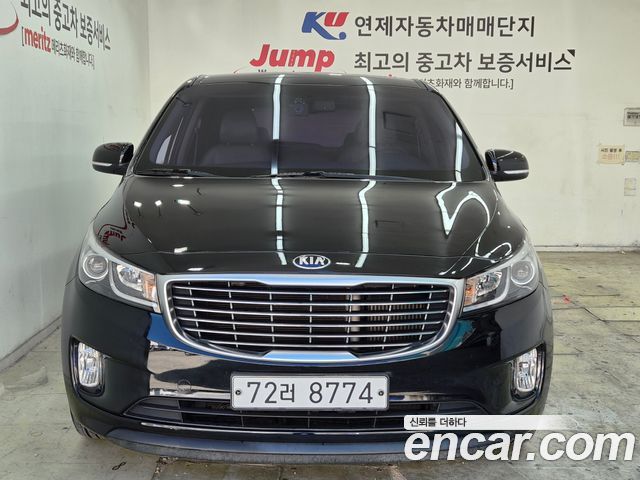 Kia Carnival 11-seater Deluxe — пробег 166 594 км — фото 2 из 5