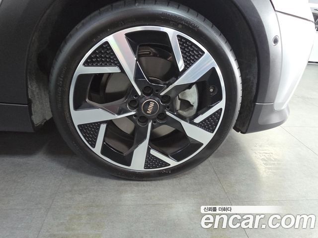 Mini Cooper 5 Door Favoured — пробег 5 263 км — фото 5 из 5