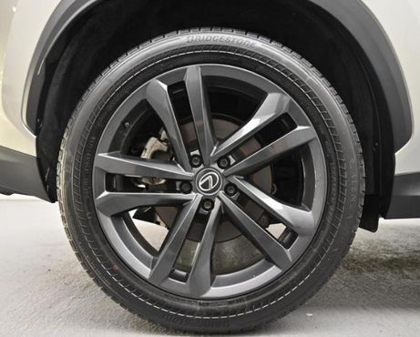 Lexus NX Premium — пробег 41 400 км — фото 5 из 5