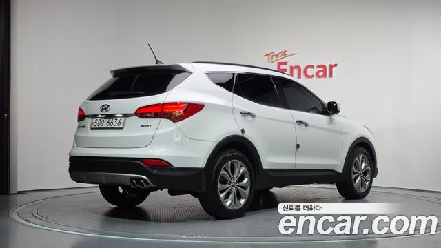 Hyundai Santafe Diesel(e-VGT) 2.0 2WD Exclusive — пробег 204 032 км — фото 2 из 5