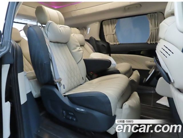Kia Carnival Gasoline 9-Seater Hi Limousine (7-seater Limousine(Special vehicle) — пробег 13 390 км — фото 5 из 5