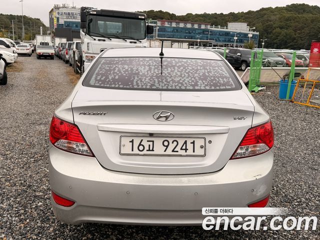 Hyundai Accent Diesel 1.6 VGT Luxury — пробег 212 172 км — фото 3 из 5