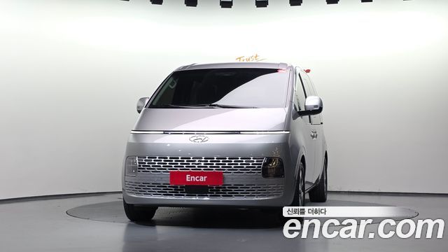 Hyundai Staria Tourer 11-Seater Modern — пробег 25 734 км — фото 3 из 5