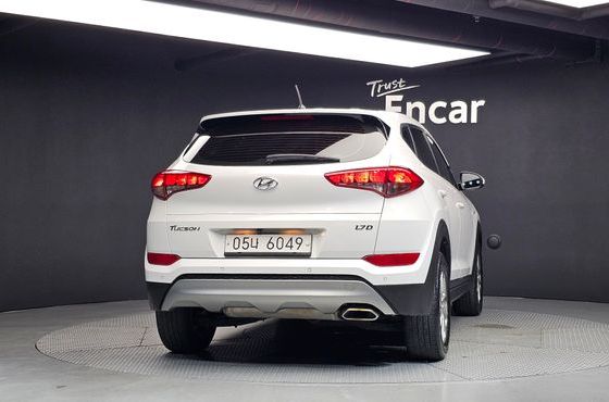 Hyundai Tucson Diesel 1.7 2WD Style — пробег 228 312 км — фото 4 из 5