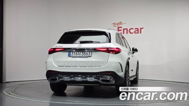 Mercedes-Benz GLC-Class GLC300 4MATIC AMG Line — пробег 21 086 км — фото 4 из 5