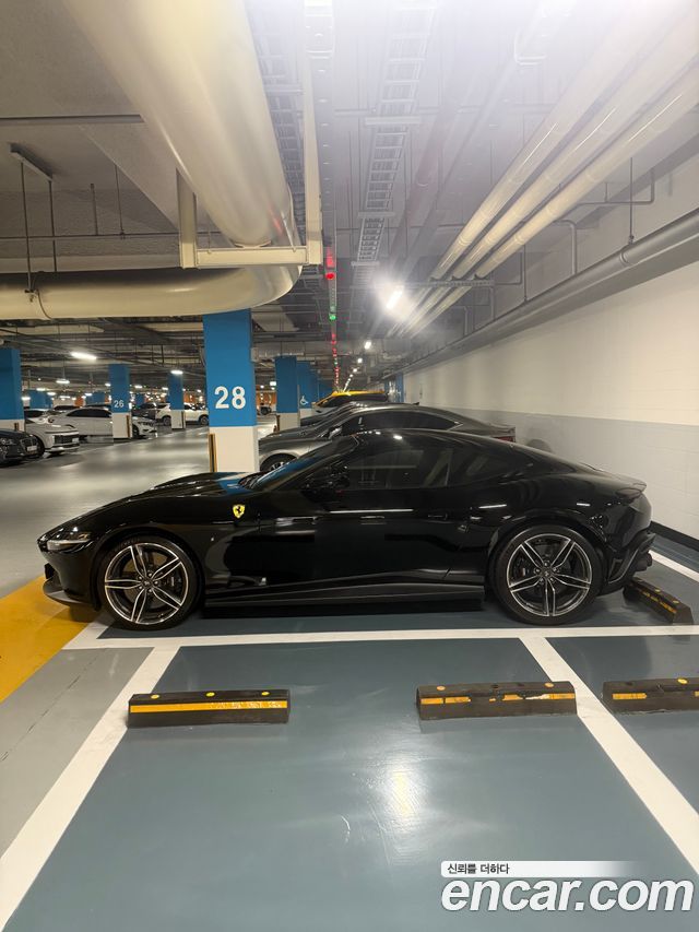 Ferrari Roma из Кореи Encar