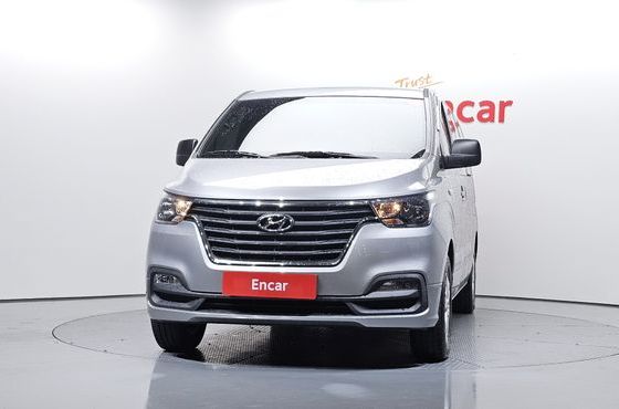 Hyundai Starex 12-Seater LPi Smart — пробег 47 479 км — фото 3 из 5