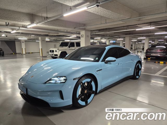 Porsche Taycan Base — пробег 8 500 км — фото 2 из 5