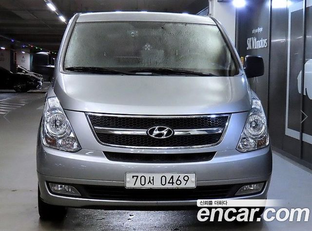 Hyundai Starex 12-Seater Wagon CVX Luxury — пробег 195 186 км — фото 3 из 5
