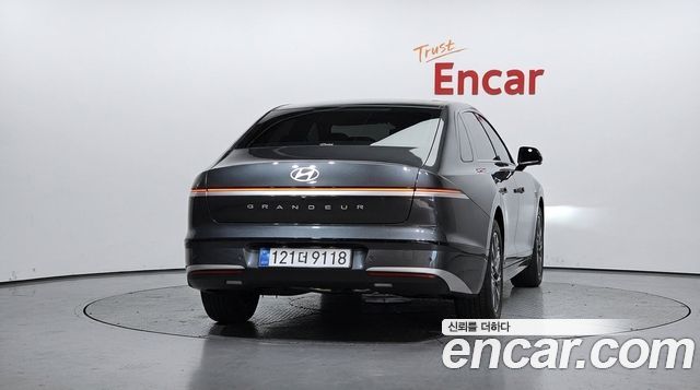 Hyundai Grandeur 2.5 Gasoline  2WD Premium — пробег 1 156 км — фото 4 из 5