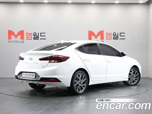 Hyundai AVANTE 1.6 Smart Choice — пробег 109 705 км — фото 3 из 5