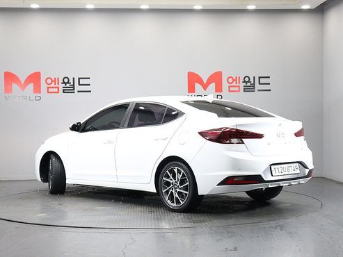 Hyundai AVANTE 1.6 Smart Choice — пробег 109 705 км — фото 4 из 5