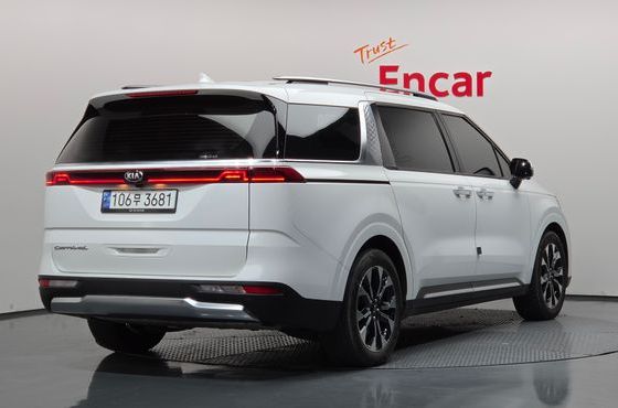 Kia Carnival Diesel 9-Seater Signature — пробег 97 199 км — фото 2 из 5