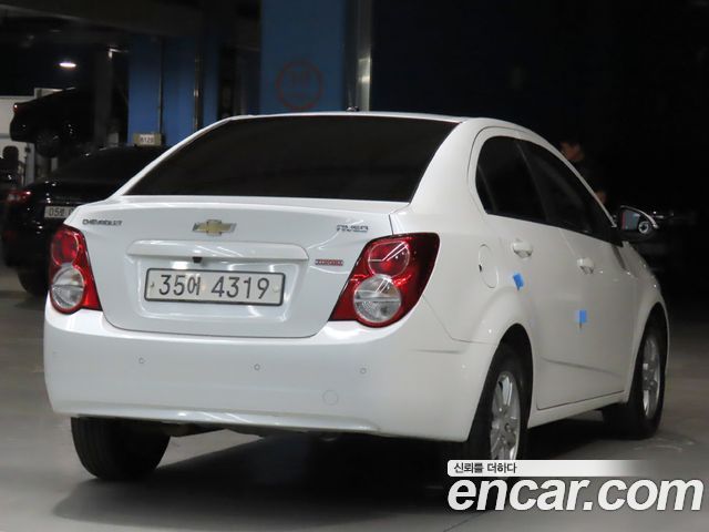 Chevrolet (Daewoo) Aveo 1.4 Turbo LS Deluxe — пробег 81 800 км — фото 4 из 5