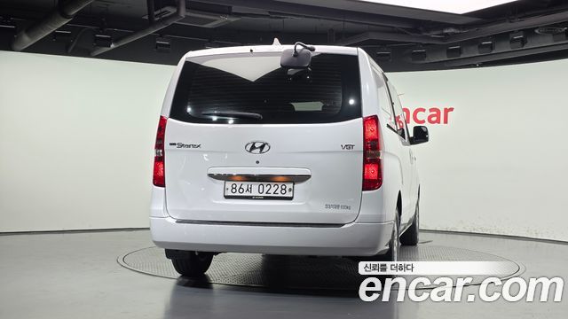 Hyundai Starex Van 5-Seater Modern — пробег 98 275 км — фото 4 из 5