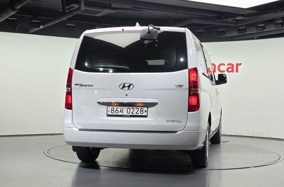 Hyundai Starex Van 5-Seater Modern — пробег 98 275 км — фото 4 из 5