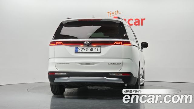 Kia Carnival Diesel 7-Seater Signature — пробег 74 423 км — фото 4 из 5