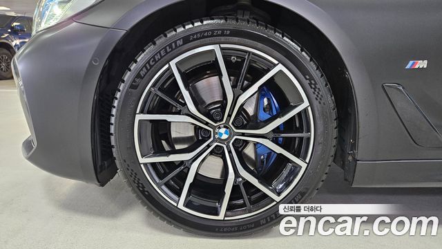 BMW 5-Series 530i M Sport Package — пробег 56 313 км — фото 5 из 5