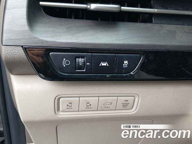 Kia Carnival Diesel 9-Seater Signature — пробег 202 015 км — фото 5 из 5
