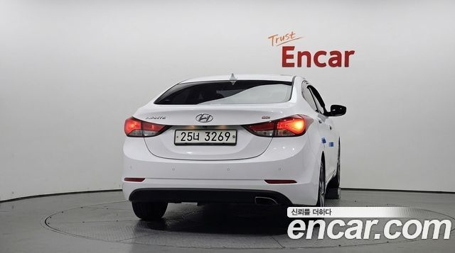 Hyundai AVANTE из Кореи Encar