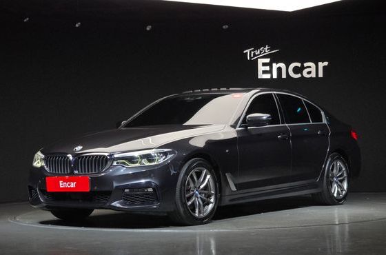 BMW 5-Series 520d xDrive M Sport Package Plus — пробег 158 566 км — фото 1 из 5