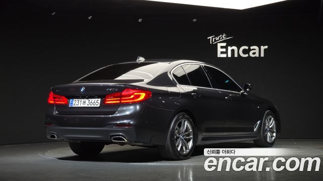 BMW 5-Series 520d xDrive M Sport Package Plus — пробег 158 566 км — фото 2 из 5