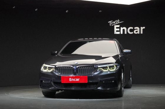 BMW 5-Series 520d xDrive M Sport Package Plus — пробег 158 566 км — фото 3 из 5
