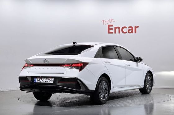 Hyundai AVANTE 1.6 Modern — пробег 34 270 км — фото 2 из 5