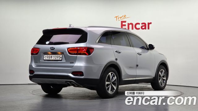 Kia Sorento Diesel 2.0 4WD Prestige — пробег 183 428 км — фото 2 из 5