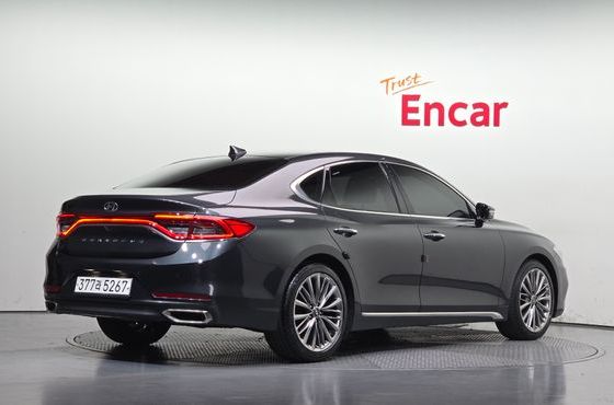 Hyundai Grandeur 2.4 Premium — пробег 83 037 км — фото 2 из 5