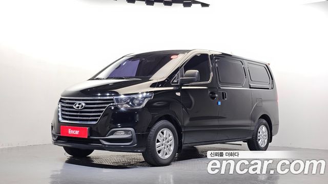 Hyundai Starex Van 3-Seater Smart — пробег 198 574 км — фото 1 из 5