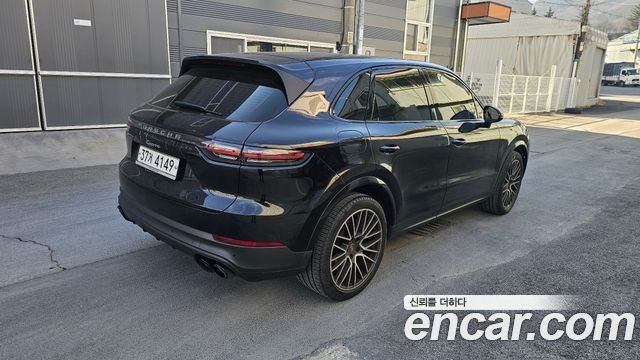 Porsche Cayenne 3.0 — пробег 74 500 км — фото 5 из 5