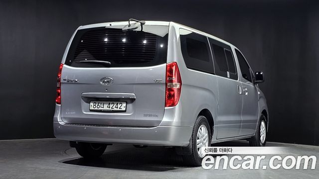 Hyundai Starex 5-Seater VAN Smart — пробег 100 528 км — фото 2 из 5