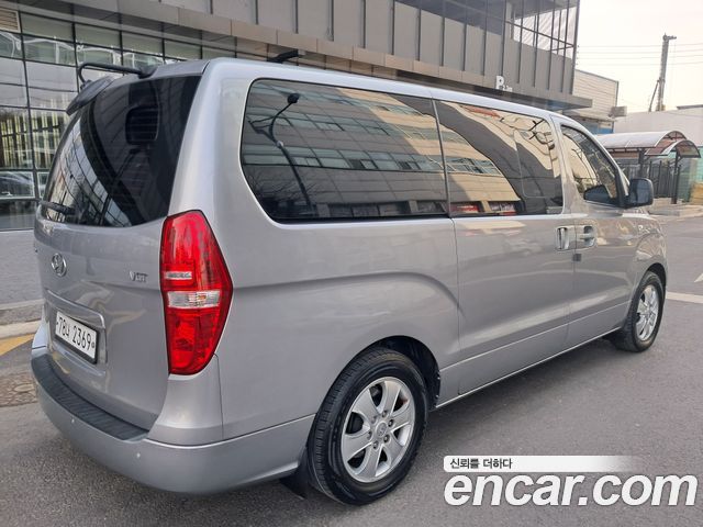 Hyundai Starex Wagon 11-Seater Smart — пробег 130 073 км — фото 4 из 5