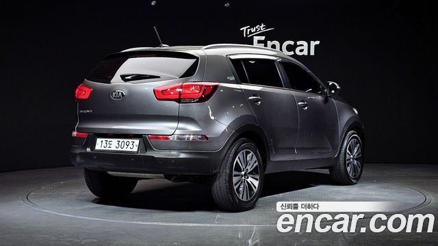 Kia Sportage Diesel 2WD Trendy — пробег 102 418 км — фото 2 из 5
