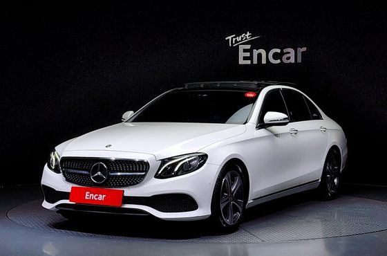 Mercedes-Benz E-Class E300 Avantgarde — пробег 37 796 км — фото 1 из 5