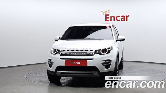 Land Rover Discovery Sport 2.0 TD4 HSE Luxury — пробег 78 029 км — фото 3 из 5