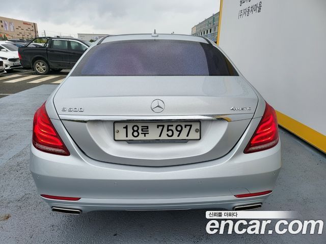 Mercedes-Benz S-Class S500L 4MATIC — пробег 150 100 км — фото 4 из 5
