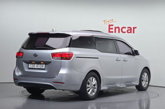 Kia Carnival 11-seater Luxury — пробег 93 941 км — фото 2 из 5