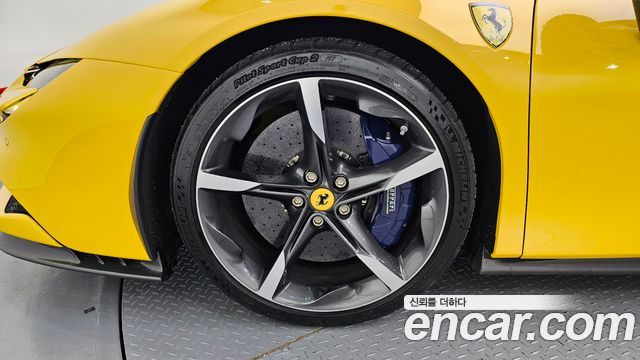Ferrari SF90 из Кореи Encar