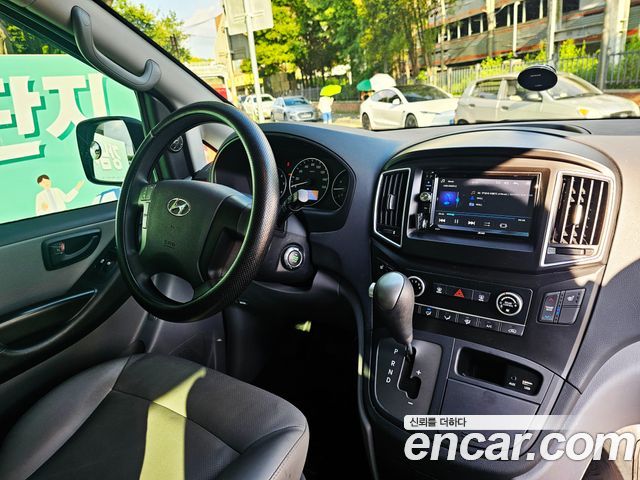 Hyundai Starex Wagon 11-Seater Smart — пробег 33 307 км — фото 5 из 5