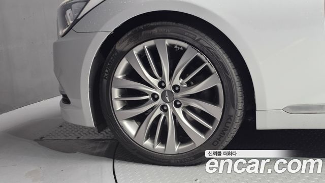 Hyundai Genesis из Кореи Encar