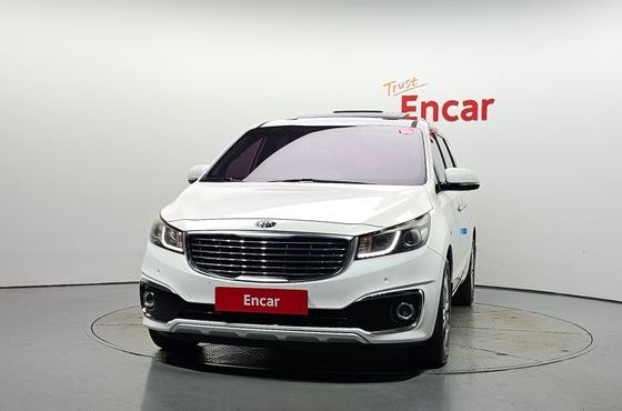 Kia Carnival 9-seater Prestige — пробег 187 012 км — фото 3 из 5