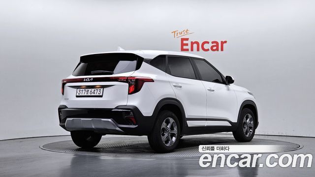 Kia Seltos из Кореи Encar